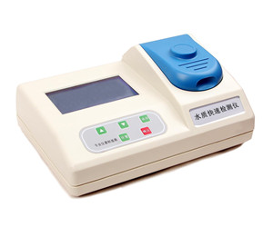 Q-CL501便攜式余氯、二氧化氯、五參數(shù)快速測(cè)定儀