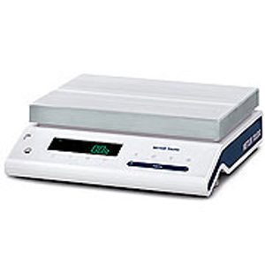 ME4002E電子分析天平，4200g，0.01g